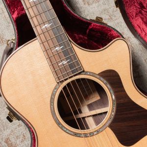 Taylor 812ce 12-Fret V-Class