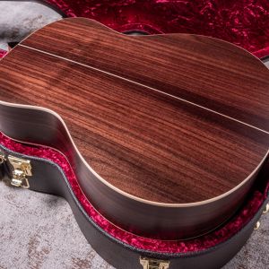 Taylor Builder's Edition 816ce, V-Class