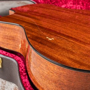 Taylor Custom Baritone 6