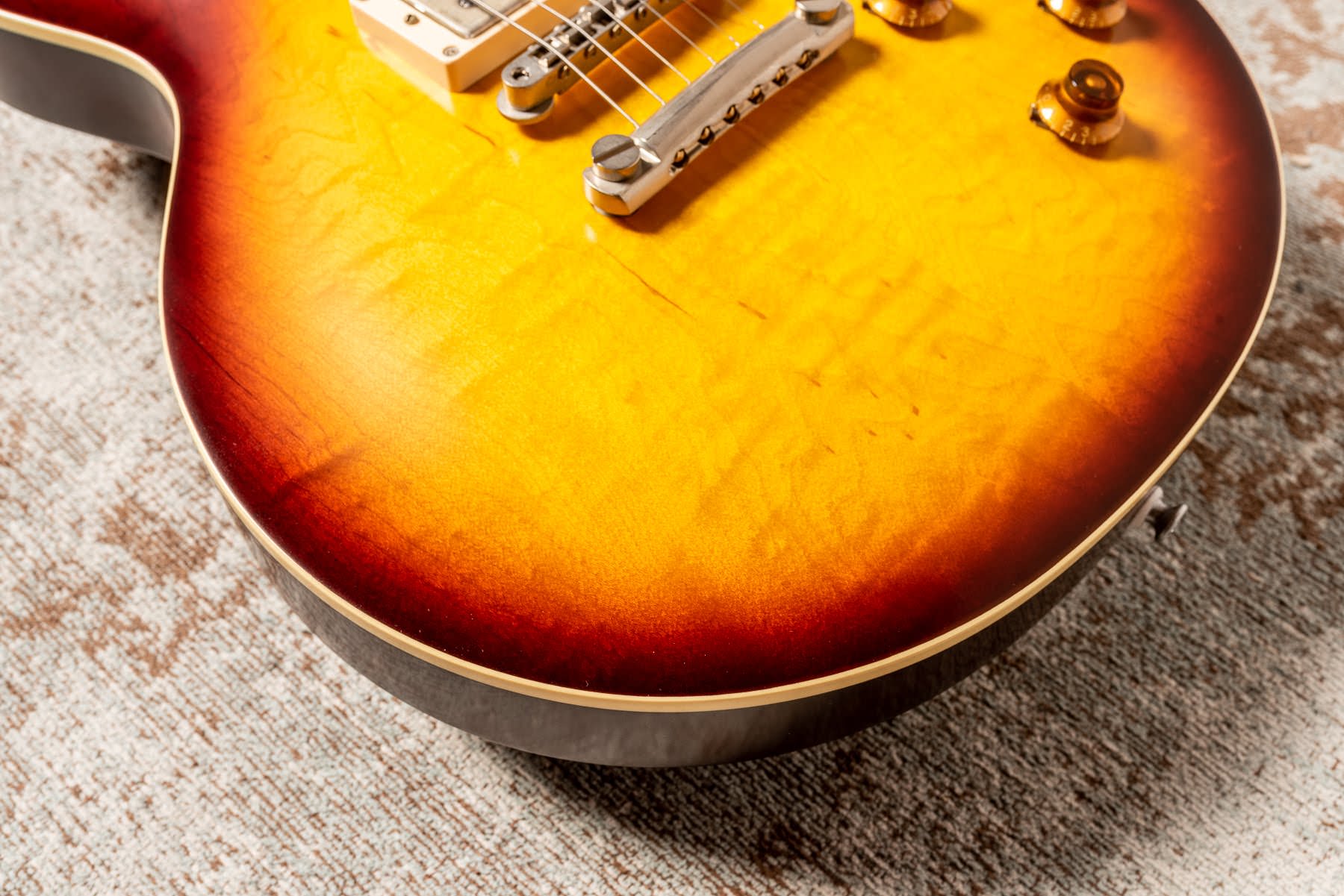 Tokai Relic Premium LS196-EF Teaburst Tokai Relic Premium LS196-EF Teaburst