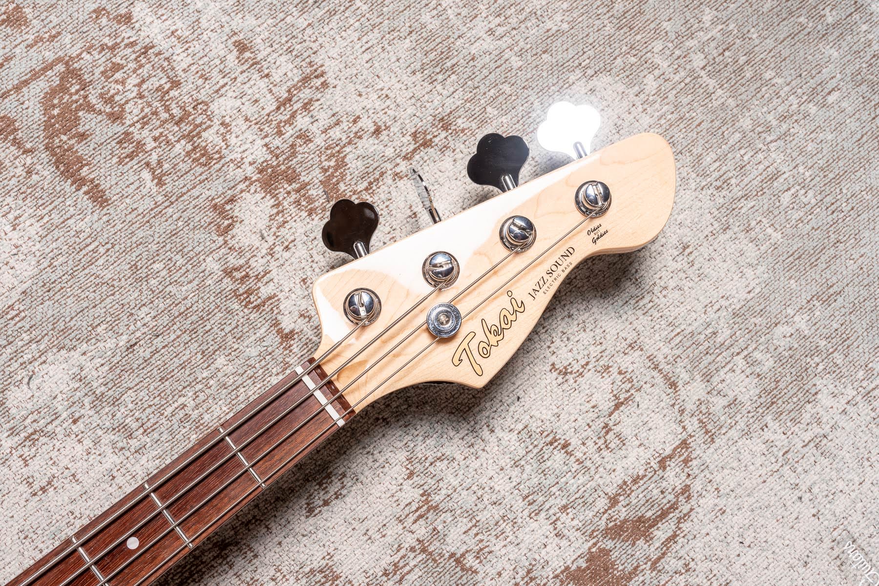 Tokai Traditional Jazz Bass AJB52 Metallic Blue