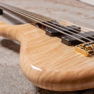 Warwick Masterbuilt Streamer Stage 1 5-String Electric Bass