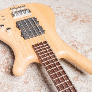 War­wick Pro Series Cor­vette $$ 4 Natural