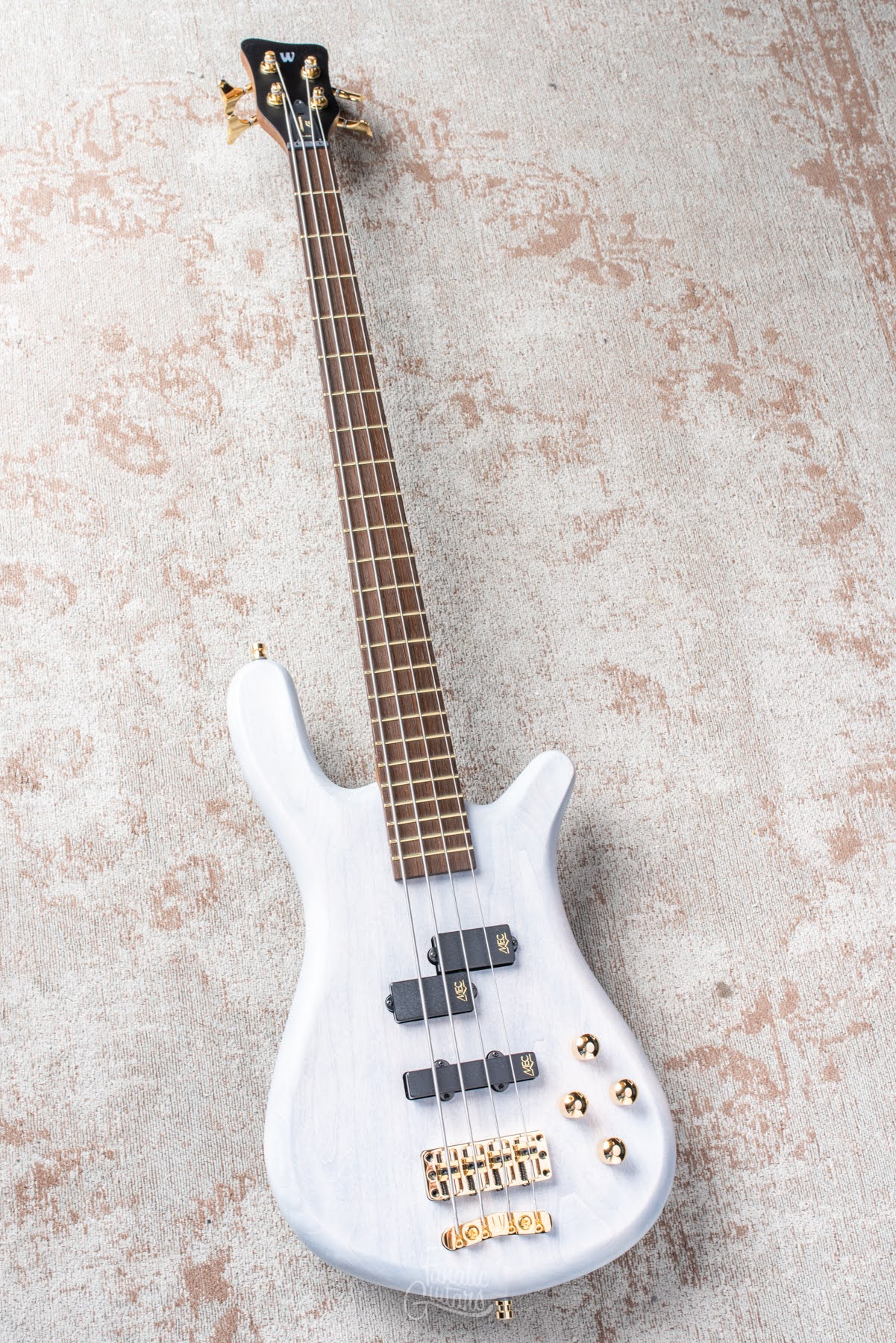Warwick Teambuilt Pro Series Streamer LX 4-String White #009776-22